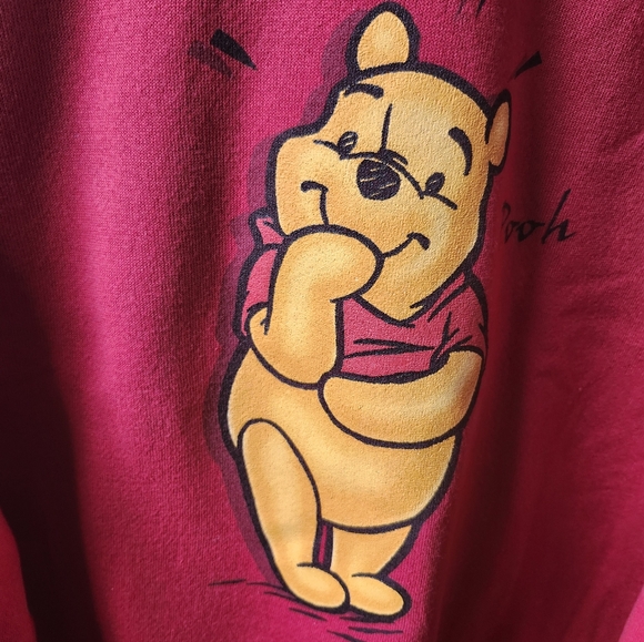 Red Winnie the Pooh Unisex Sweater L By Disney Store Brand - Picture 4 of 6